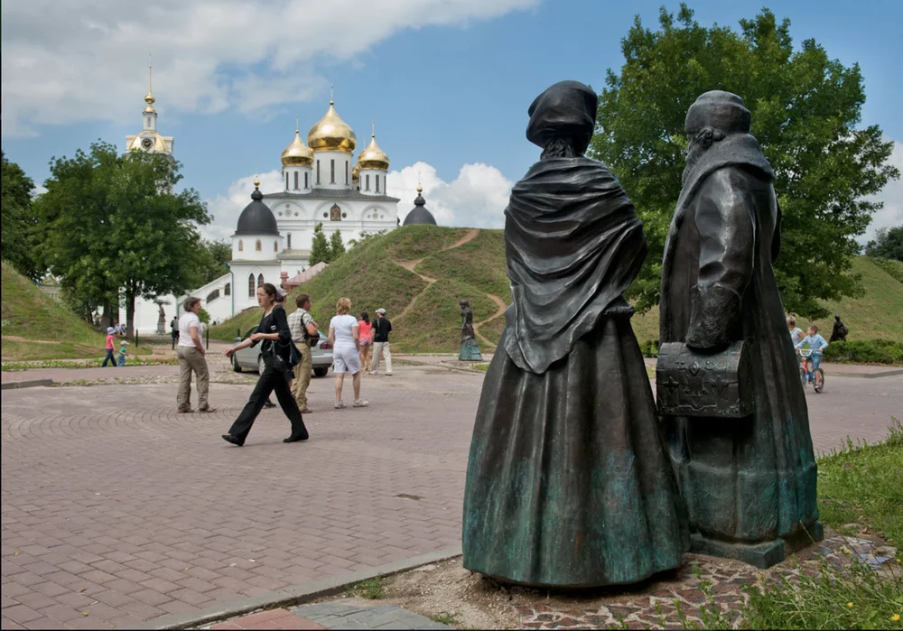 Город дмитров достопримечательности фото с описанием